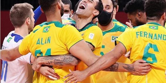 É de tie break! Com virada espetacular, Brasil vence Argentina no vôlei  masculino