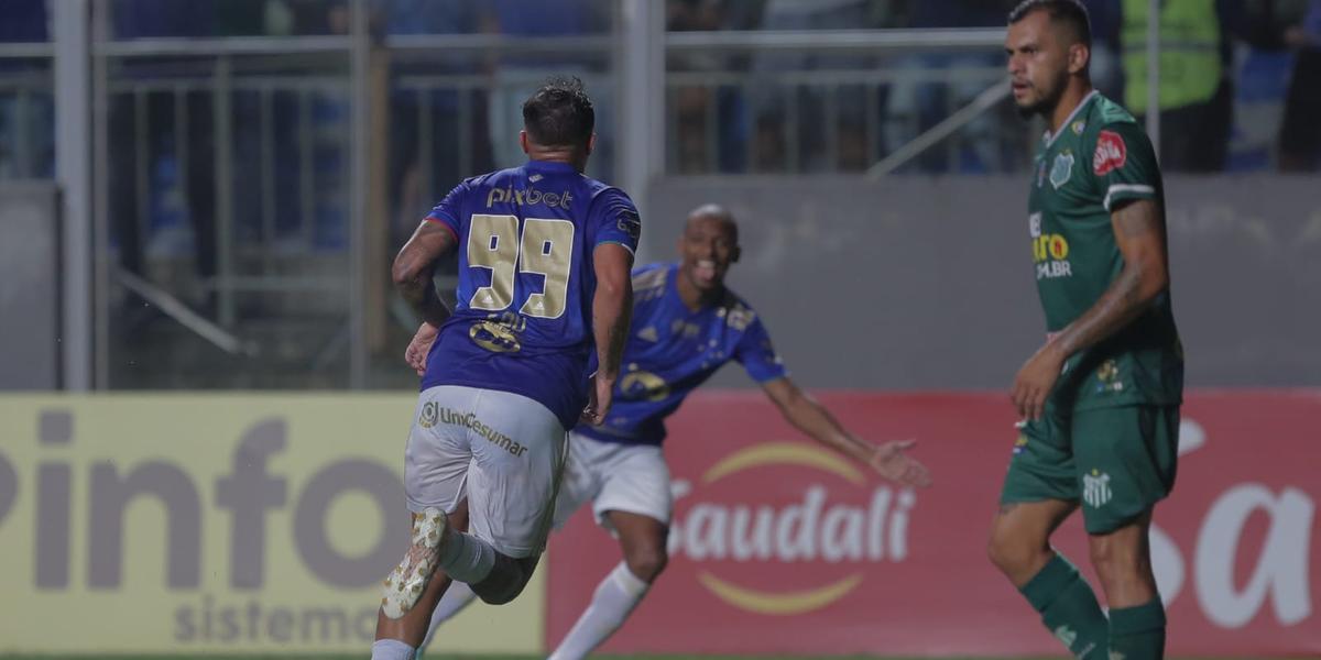 Camisa 99 do Cruzeiro, Edu marcou o gol da vitória mais uma vez no Campeonato Mineiro (Fernando Michel)