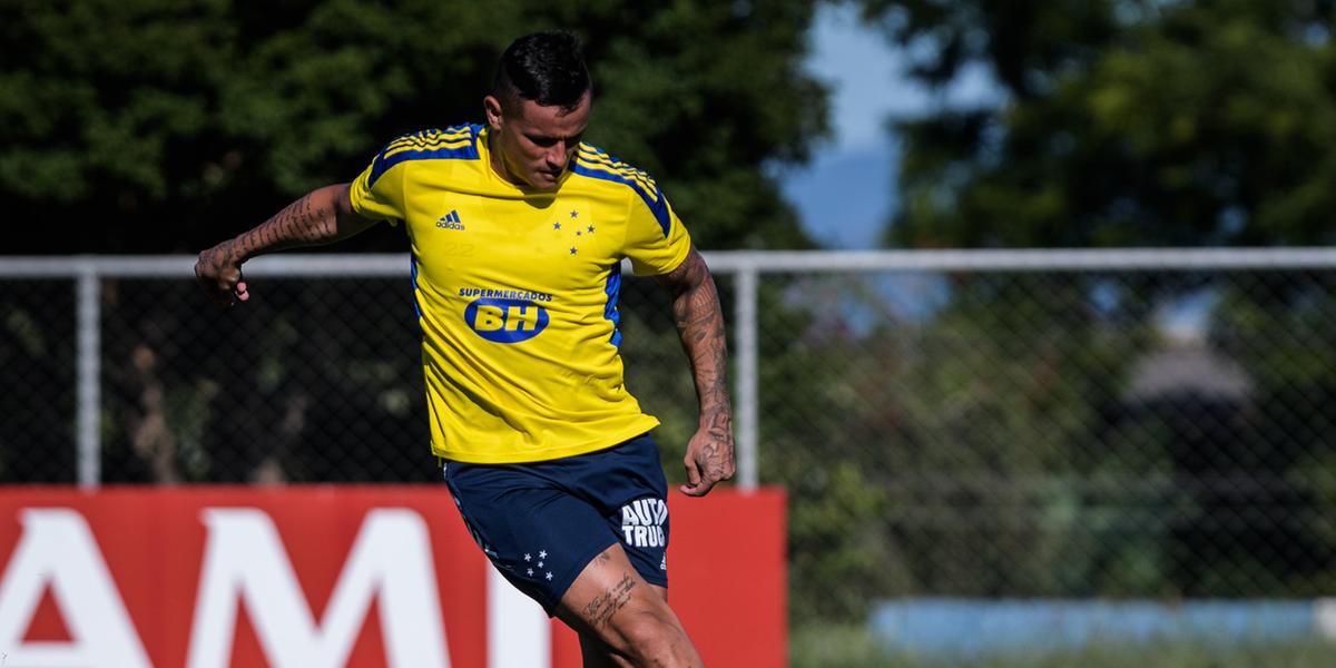 O camisa 99 balançou as redes do Villa Nova  aos 14 minutos do segundo tempo (Gustavo Aleixo/Cruzeiro)