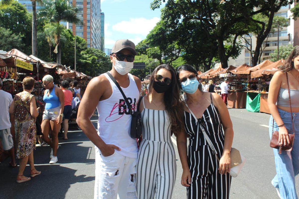 Leopoldo Simeone, Daniela Costa e Angélica Costa (Foto: Bernardo Estillac/ Hoje em Dia)