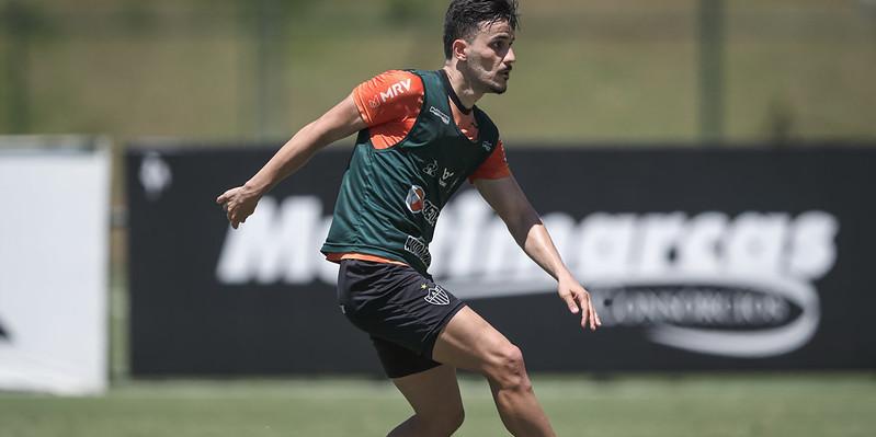 Guilherme Castilho foi incorporado ao elenco profissional do Atlético no início desta temporada (Pedro Souza / Atlético)