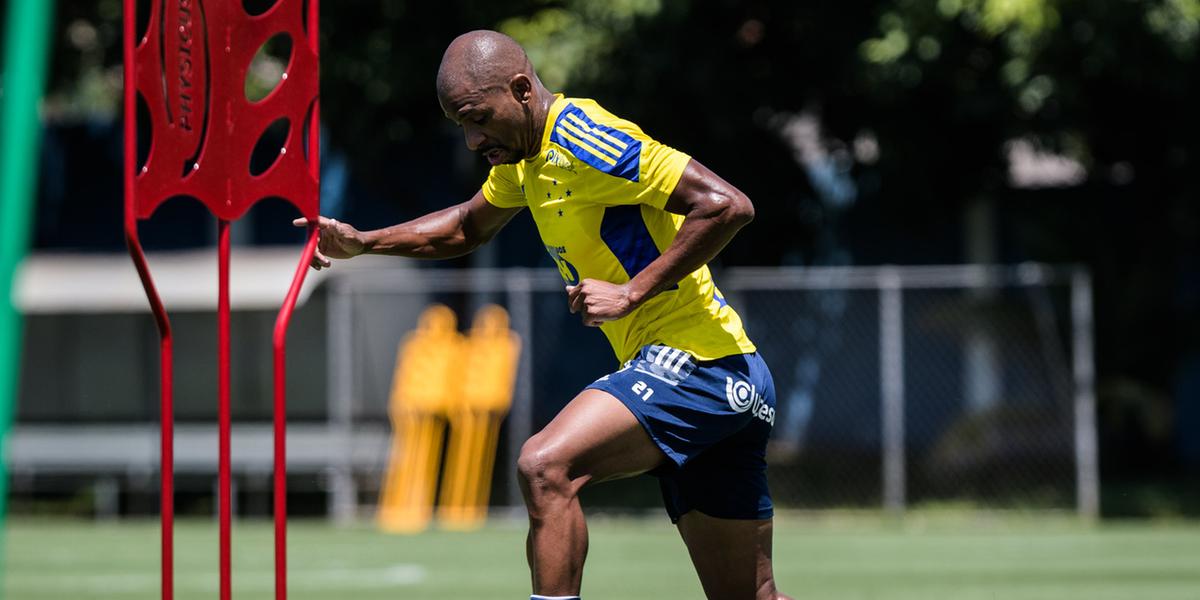 O atacante da Raposa ficou de fora do clássico com o Atlético em razão de um incômodo muscular (Gustavo Aleixo/Cruzeiro)