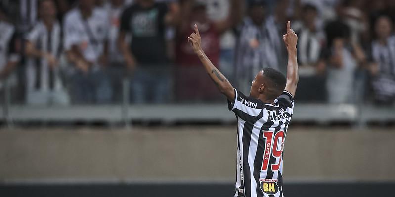 Ademir marcou o terceiro gol do Atlético na vitória sobre a Caldense por 3 a 0, no Mineirão (Pedro Souza/Atlético)