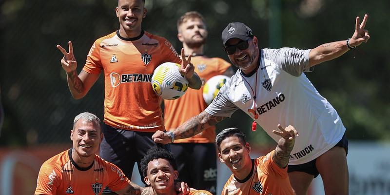 Equipe atleticana se prepara para manter o título de campeão da Copa do Brasil. (Foto: Pedro Souza / Atlético)