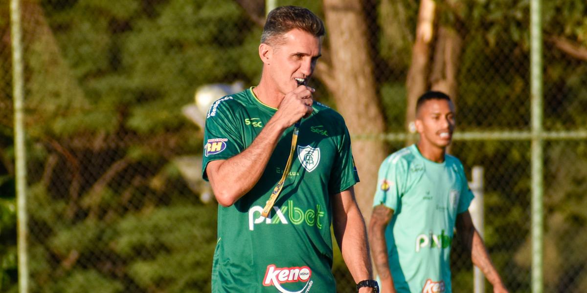 Mancini comandou apenas um treino para a partida contra o Tolima (João Zebral / América)