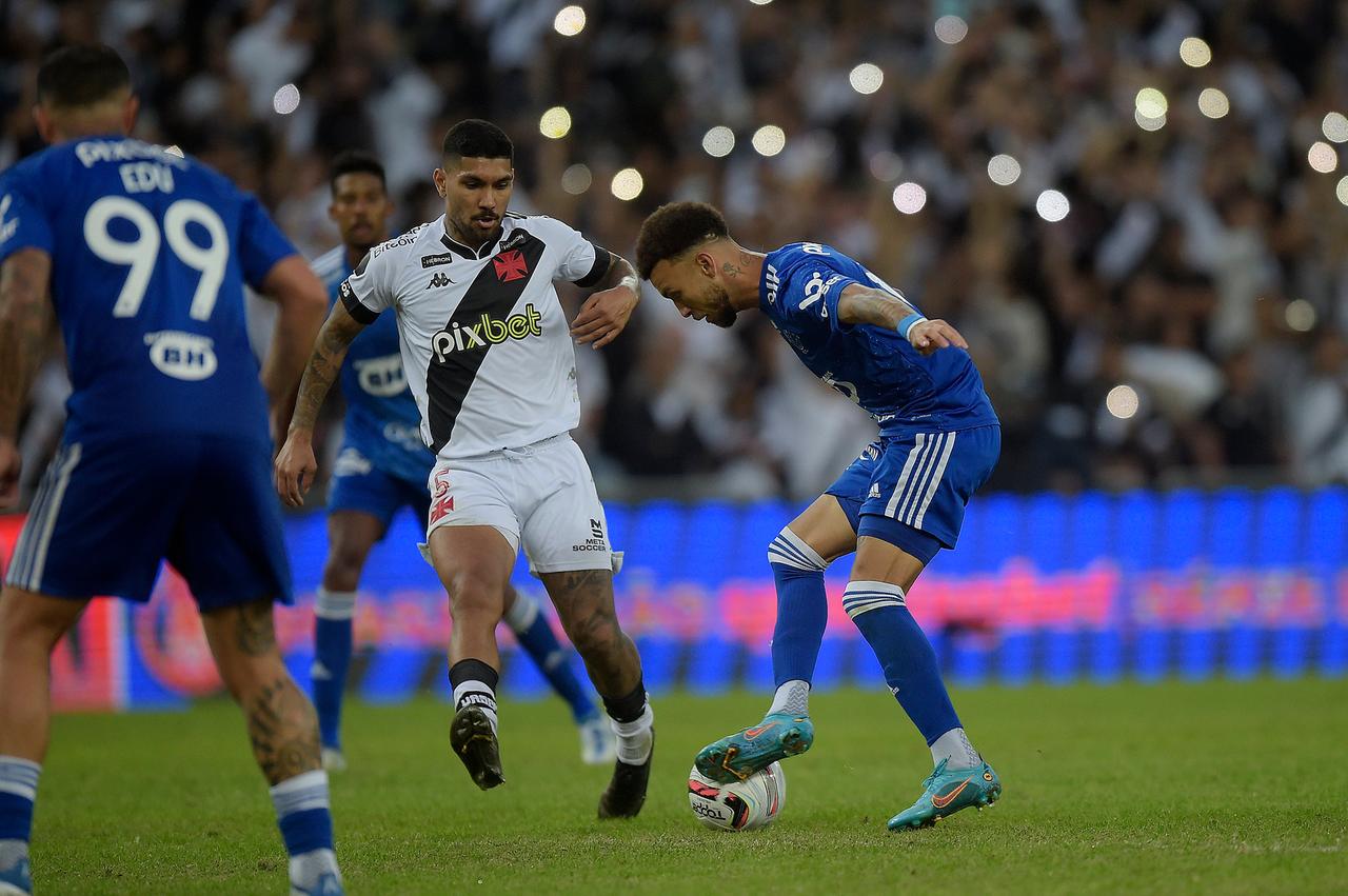 Jajá, ex-Cruzeiro, é emprestado a clube russo após ato de