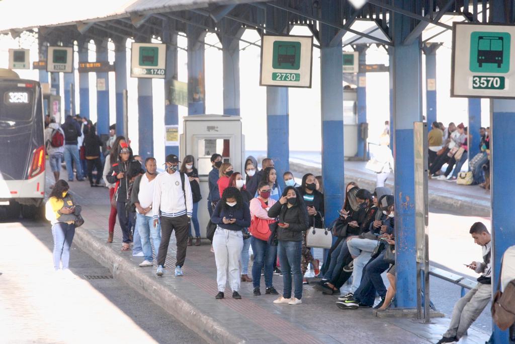 Na Estação Diamante, os coletivos operam com intervalos de até uma hora (Maurício Vieira/Hoje em Dia)