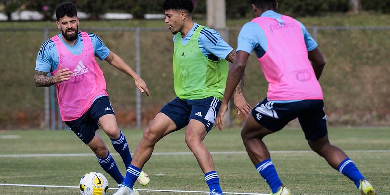 Jogadores retomam as atividades nesta quinta (14) (Gustavo Aleixo/Cruzeiro)