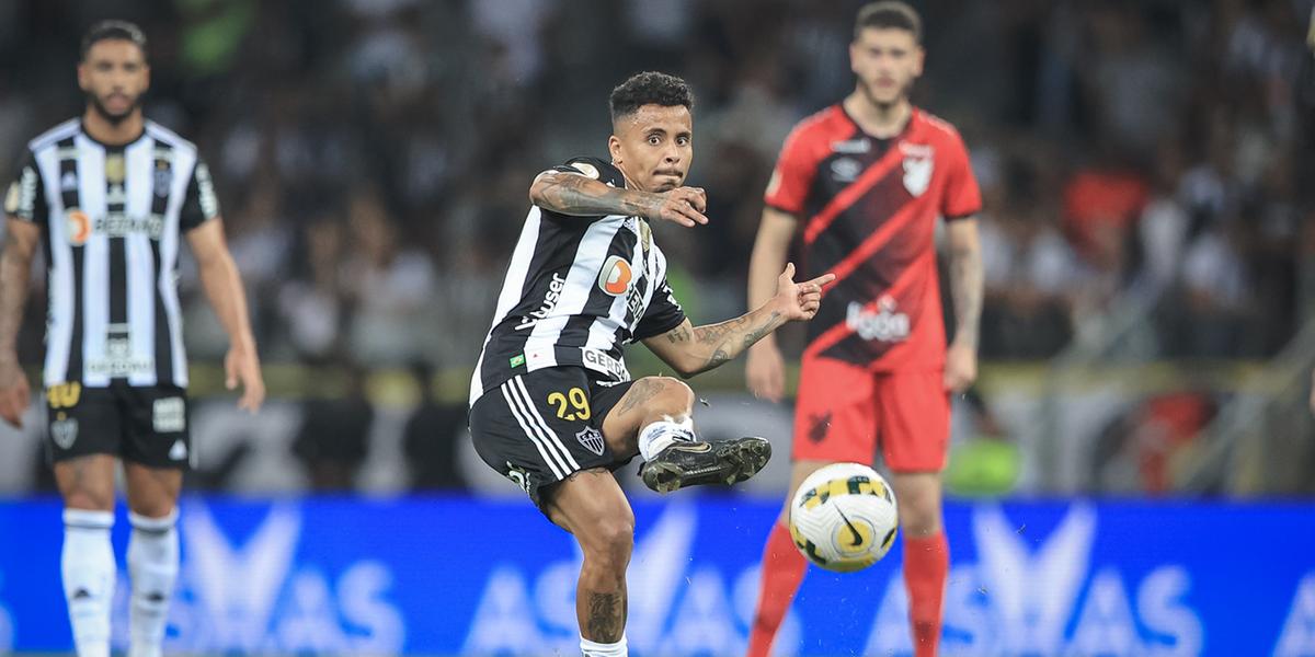 Allan diz que Atlético não tem tempo para chorar derrota para o Athletico-PR (Pedro Souza / Atlético)