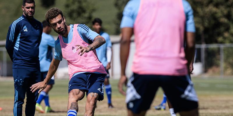 Jajá está afastado dos jogos desde a partida contra o Vasco, no dia 12 de junho. (Gustavo Aleixo/Cruzeiro)