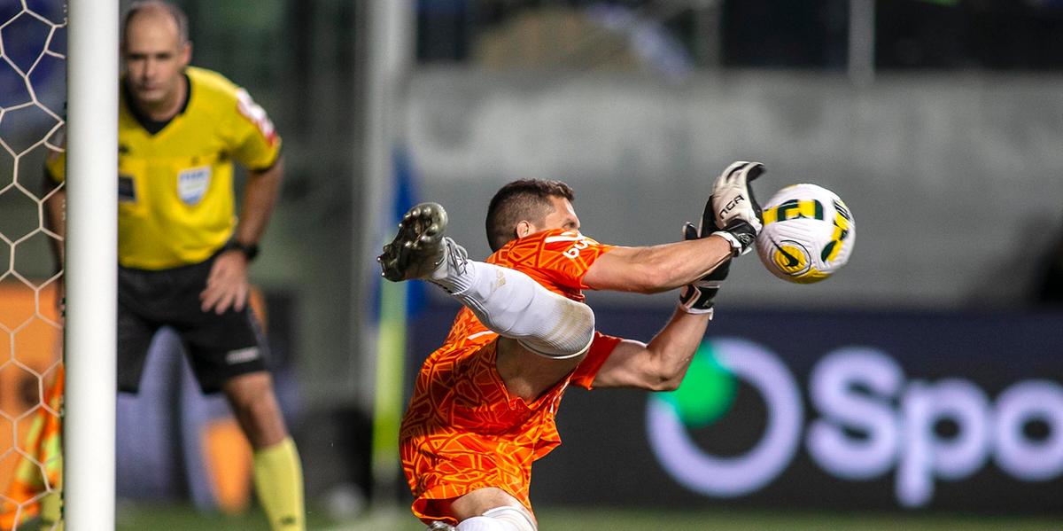 Em um jogo memorável, no Horto, Cruzeiro venceu Remo, nos pênaltis, com 4 defesas de Rafael Cabral (Staff Images/Divulgação Cruzeiro)