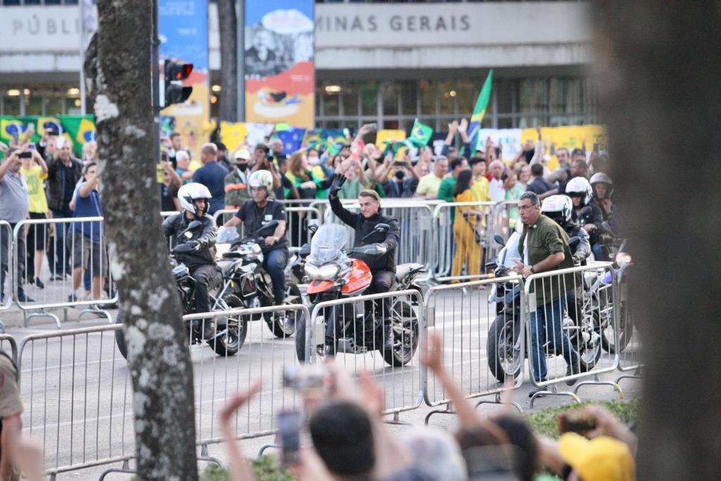 Bolsonaro fez motociata em BH em agosto (Maurício Vieira)