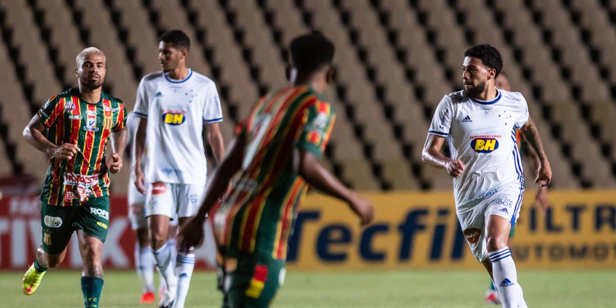 Pela Série B, uma vitória cruzeirenses e um empate nos jogos no Maranhão (Bruno Haddad/Cruzeiro)