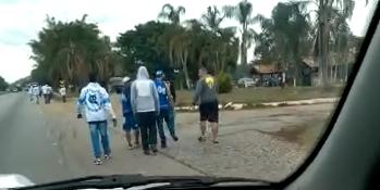 Diversos ônibus com cruzeirenses estavam a caminho de Campinas (Reprodução)