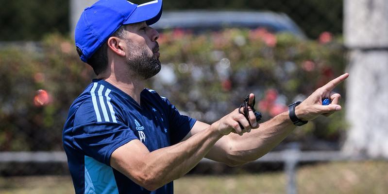 Pezzolano foi julgado por expulsão em duelo contra o Fluminense, pela Copa do Brasil. (Gustavo Aleixo/Cruzeiro)