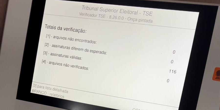 Urnas eletrônicas passam no teste de autenticidade da Justiça Eleitoral e votação começa com segurança (Pedro Melo / Hoje em Dia)