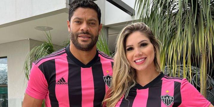 Hulk e a mulher já vestiram a camisa fora do campo (Reprodução/Rede Social)