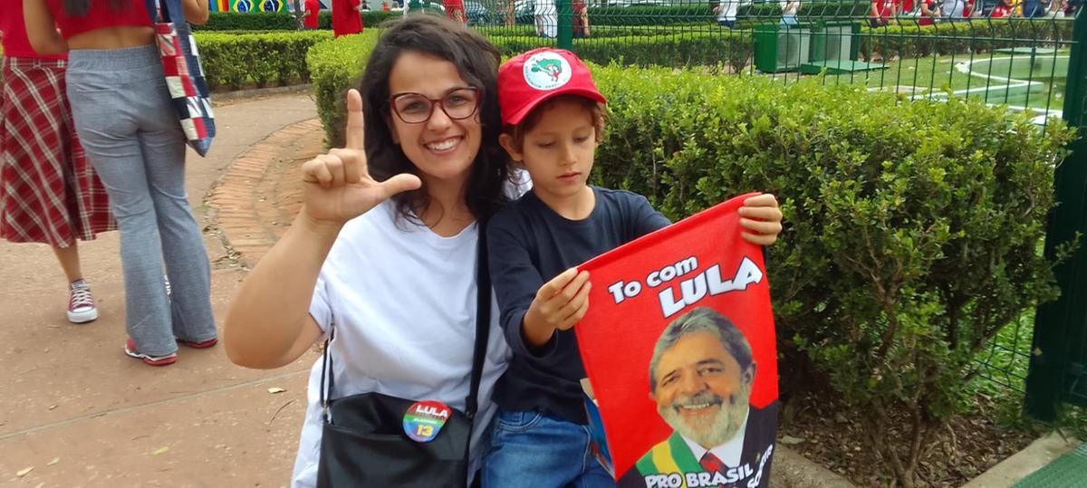 Daniela Rivoli e o filho Luigi