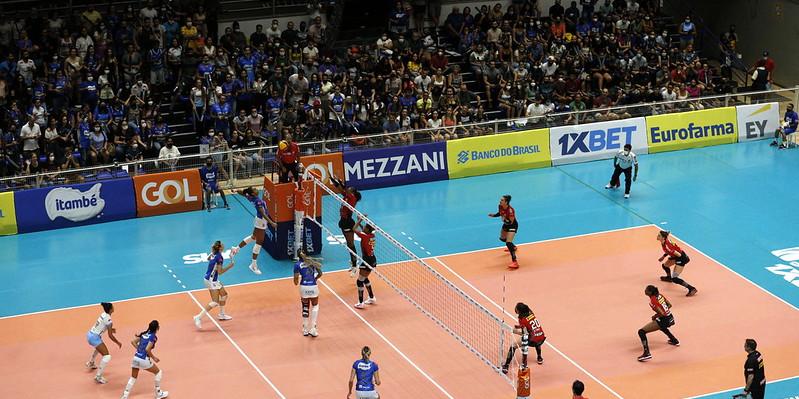 Na Supercopa, é a primeira vez que Minas e Sesi-Bauru se enfrentam. Porém, este duelo é um dos clássicos do vôlei brasileiro. (Divulgação/Flickr MTC)