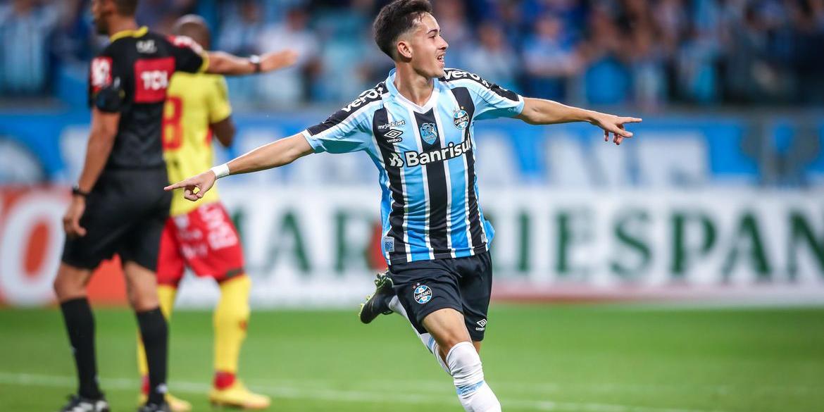 Com dois de Gabriel Silva, Tricolor triunfa em Porto Alegre (Lucas Uebel / Grêmio FPBA / Direitos Reservados)