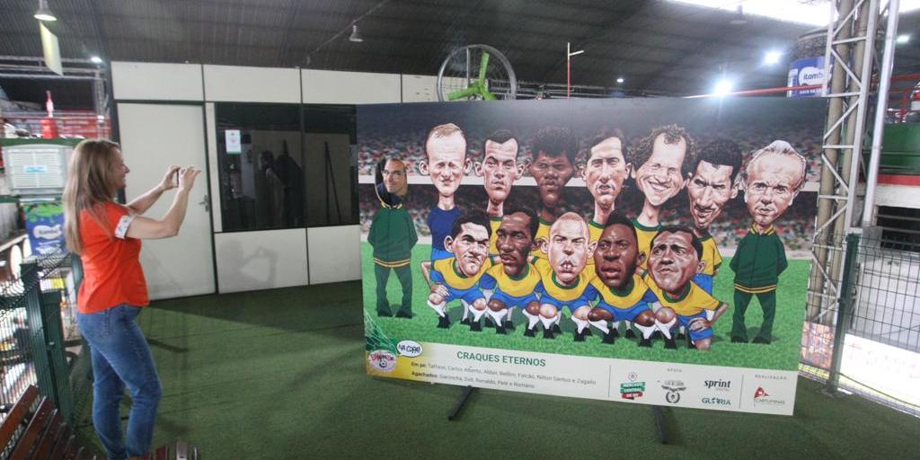 Exposição BH-Humor na Copa ((Maurício Vieira/Hoje em Dia))