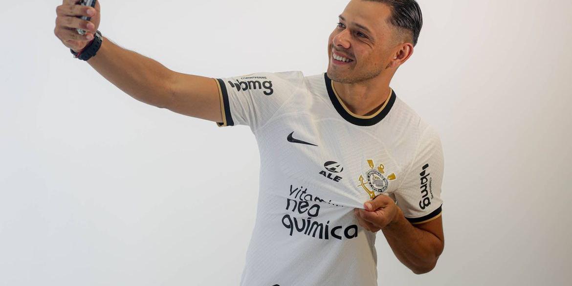 Corinthians anuncia o retorno do atacante paraguaio Romero (foto) (Rodrigo Coca - Ag. Corinthians - Direitos Reservados)