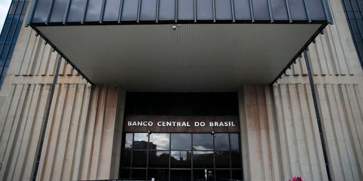 Ficou em 5,23% contra 5,17% na semana passada, segundo o BC (Marcello Casal Jr. - Agência Brasil)