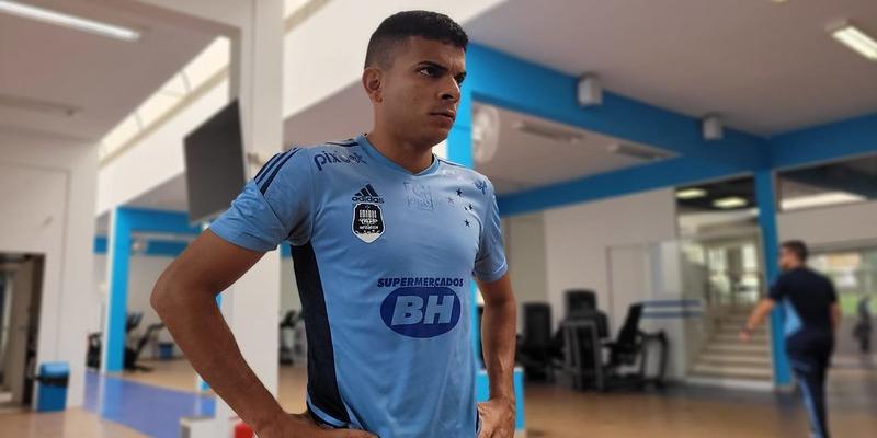 Cruzeiro recebe proposta de empréstimo por Wesley