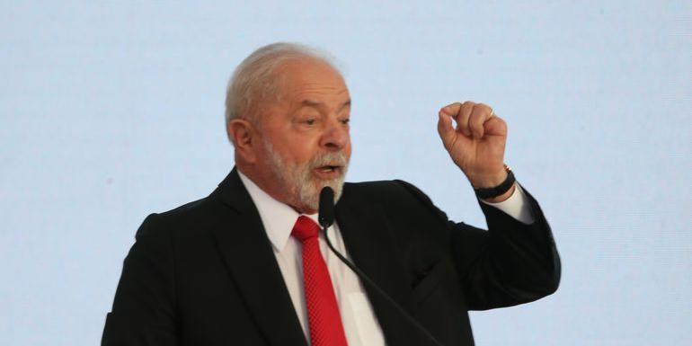 Lula parte neste domingo para primeira viagem internacional de governo (Valter Campanato/Agência Brasil)