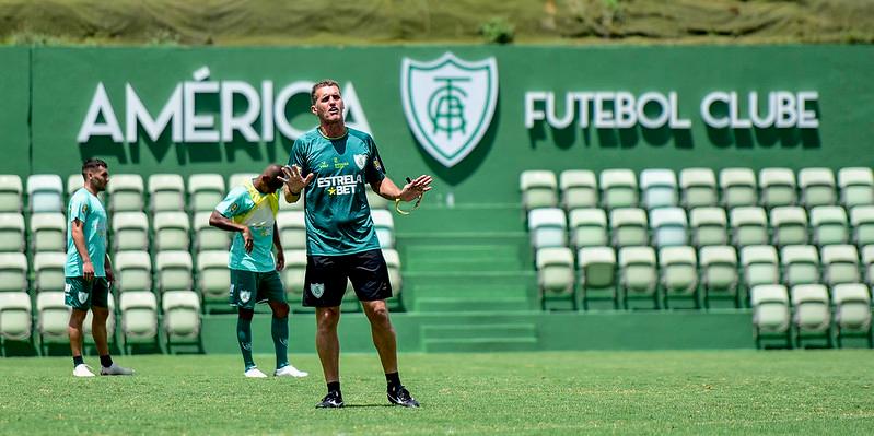  (Foto: Mourão Panda / América)