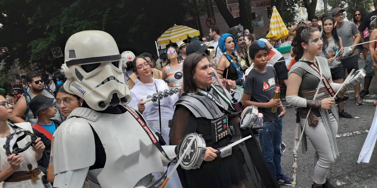 Bloco Unidos da Estrela da Morte reúne foliões para celebrar o universo geek (Maurício Vieira / Hoje em Dia)