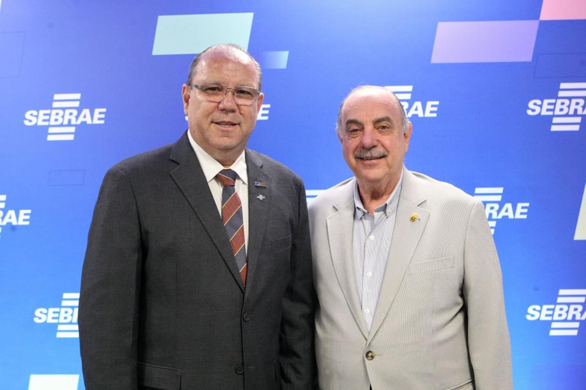 Novo presidente do Sebrae Minas, Marcelo de Souza e Silva, e o prefeito de BH, Fuad Noman (Maurício Vieira / Hoje em Dia)