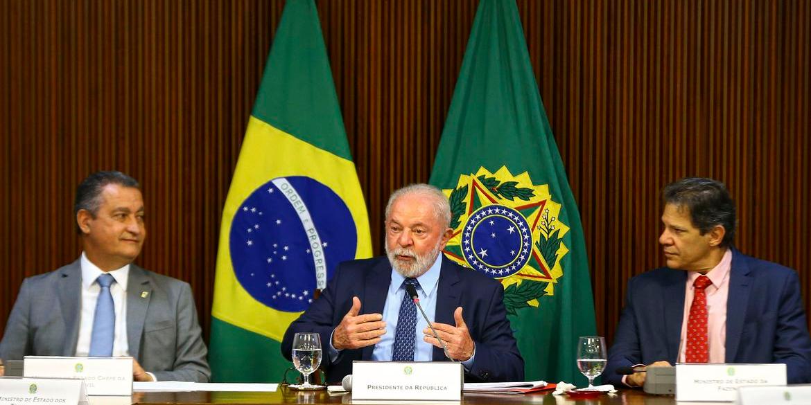 Lula durante reunião ministerial (Marcelo Camargo/Agência Brasil)