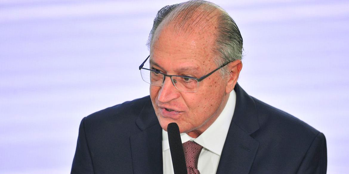 Alckmin disse que o governo federal deve encaminhar ao Congresso Nacional, nos próximos dias, o projeto de ancoragem fiscal, exigido pela Emenda Constitucional de Transição (Marcelo Camargo/Agência Brasil)