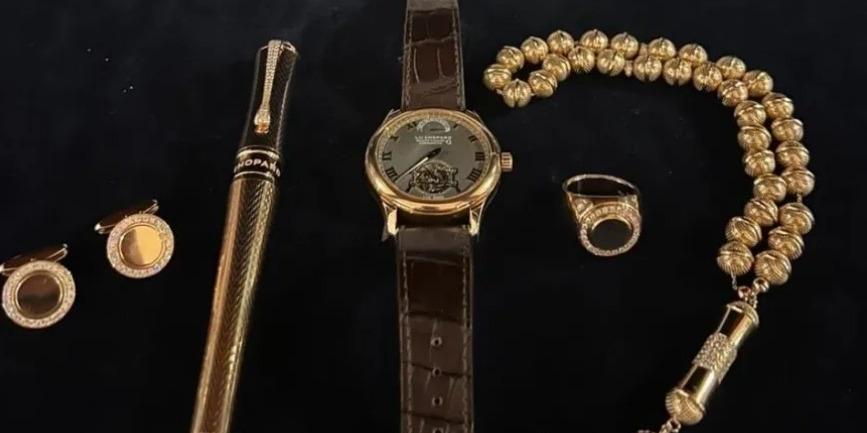 Cid confessou que US$ 18 mil - foi entregue por ele mesmo em meados de 2022, após a venda de um kit de joias Chopard presenteado pela Arábia Saudita em 2019 (Divulgação)