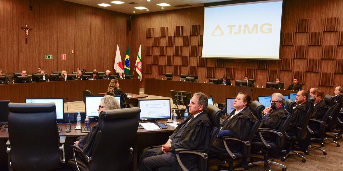 Julgamento promotor André de Pinho (Riva Moreira/TJMG)