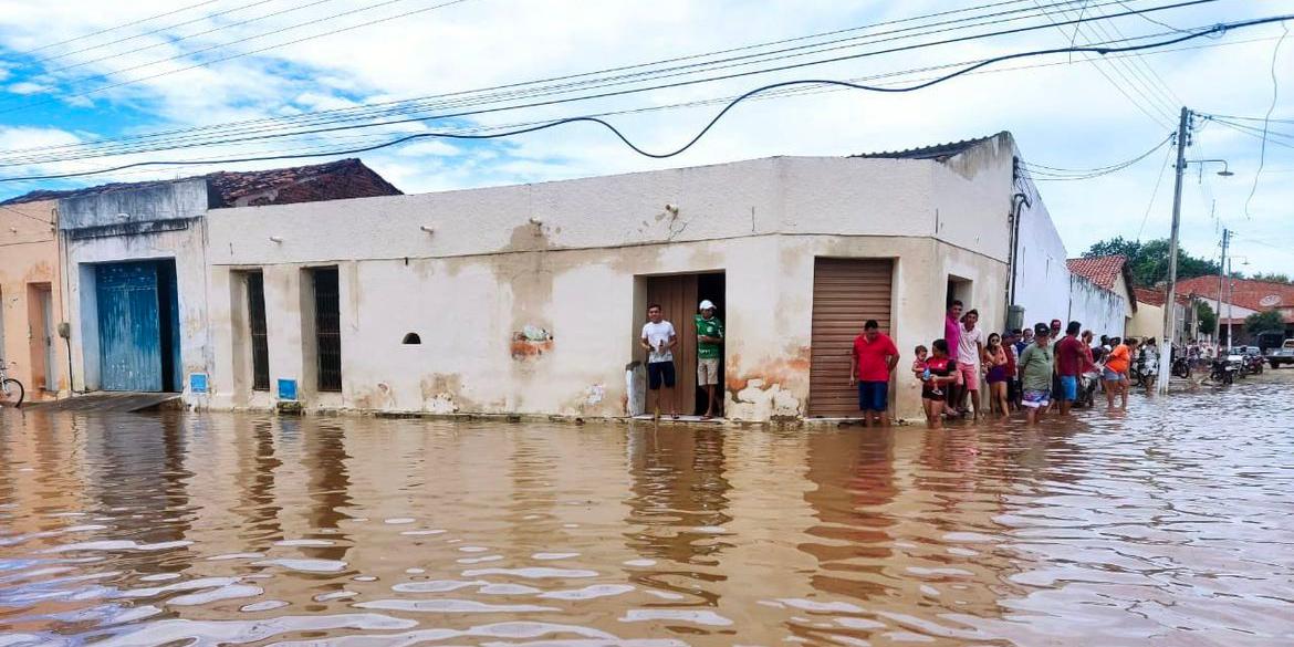 Defesa Civil do estado diz que empreendimentos carecem de manutenção (Defesa Civil do Ceará)