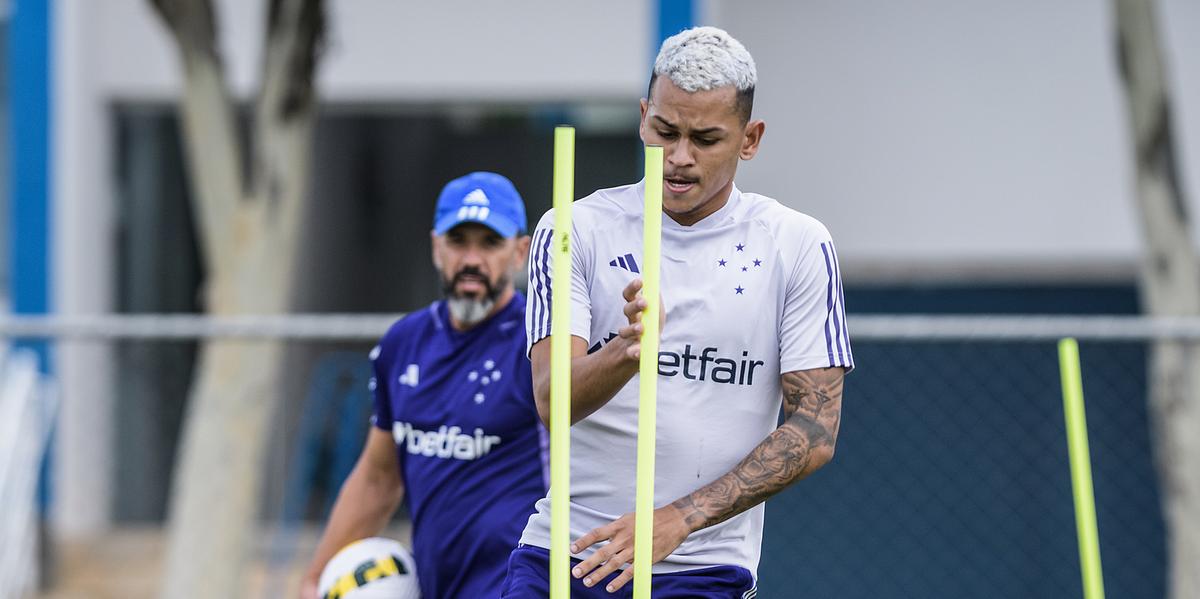 Fernando Henrique inicia transição como departamento físico (Gustavo Aleixo / Cruzeiro)