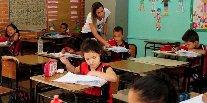 Estudantes público-alvo têm até o dia 19/4 para aderir ao programa que resgata habilidades e competências (Omar Freire / Imprensa MG)