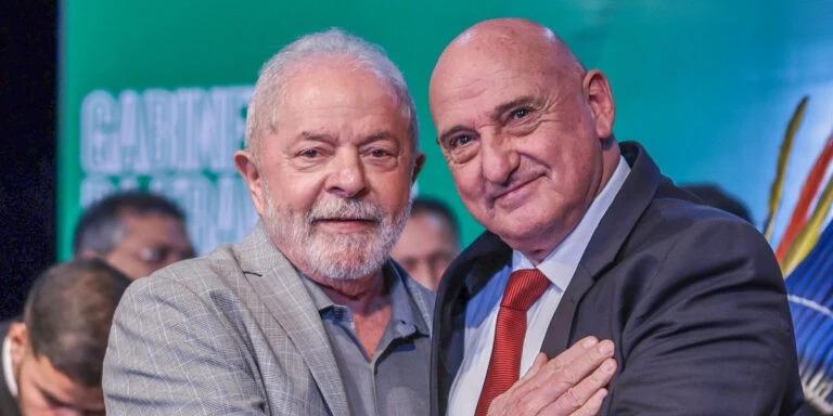 Lula e o ministro Gonçalves Dias, do GSI (Ricardo Stuckert)