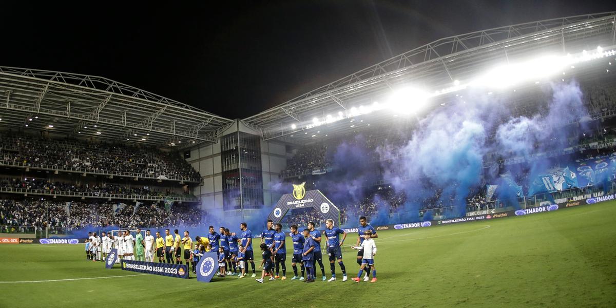 Torcida lotou o Independência no primeiro jogo do Cruzeiro como mandante na Série A após três anos (THOMÁS SANTOS/STAFF IMAGES/CRUZEIRO)