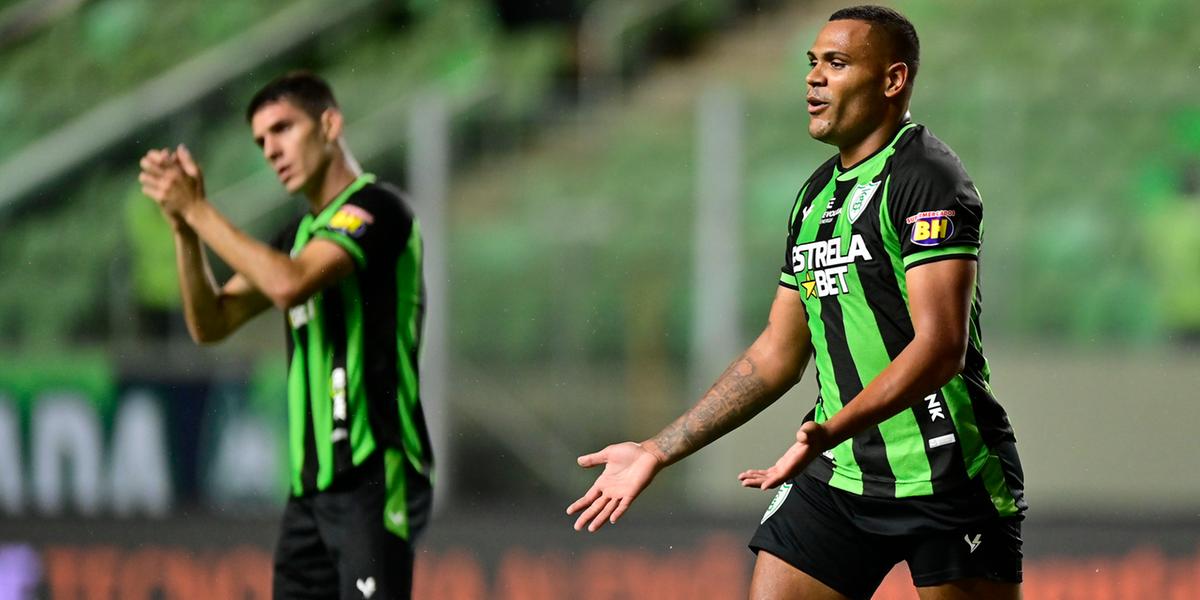 Mikael celebra o primeiro gol no América e almeja a titularidade (Mourão Panda / América)