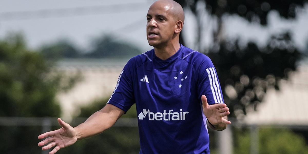 Pepa treina apenas com reservas na Toca II e foca em recuperação física dos titulares (Gustavo Aleixo / Cruzeiro)