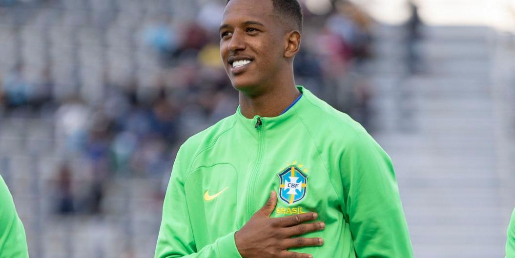 Zagueiro foi alvo de insultos em estádio da Argentina na quarta-feira (Lesley Ribeiro/reprodução CBF)