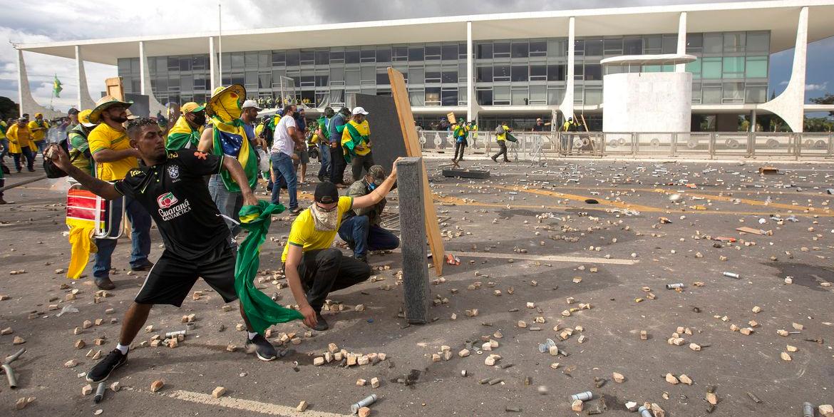 Fátima de Tubarão participou dos atos golpistas de 8 de janeiro de 2023 (Joedson Alves/Agência Brasil)