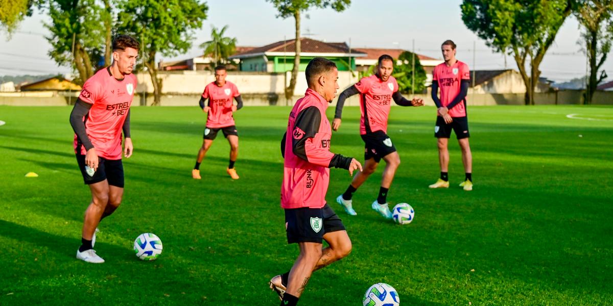 América vai ao Sul para encarar o Coxa e buscar os três pontos (Mourão Panda /América)