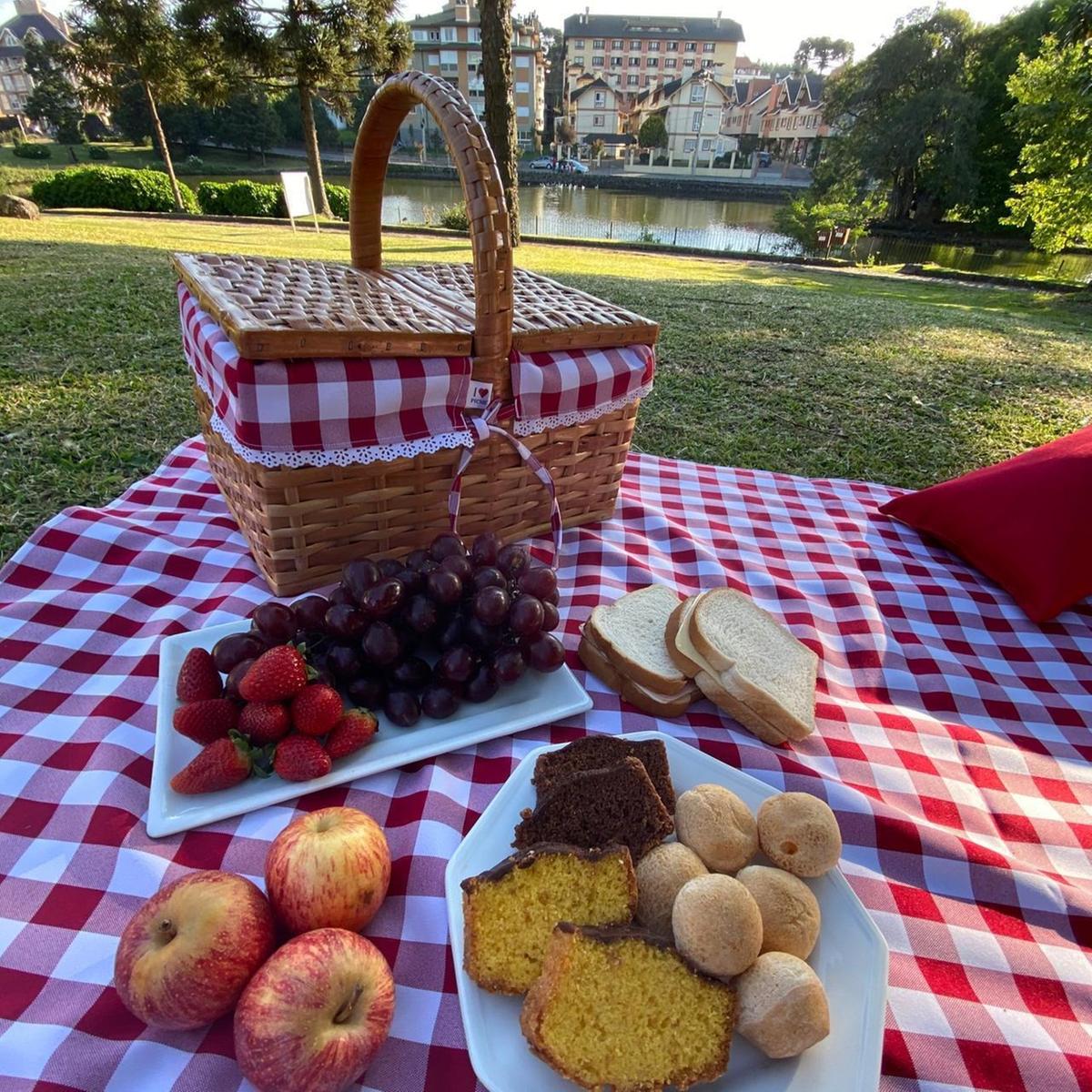 O Grande Hotel Canela é mais um local que oferece piquenique em seu jardim centenário (Divulgação/Grande Hotel Canela)