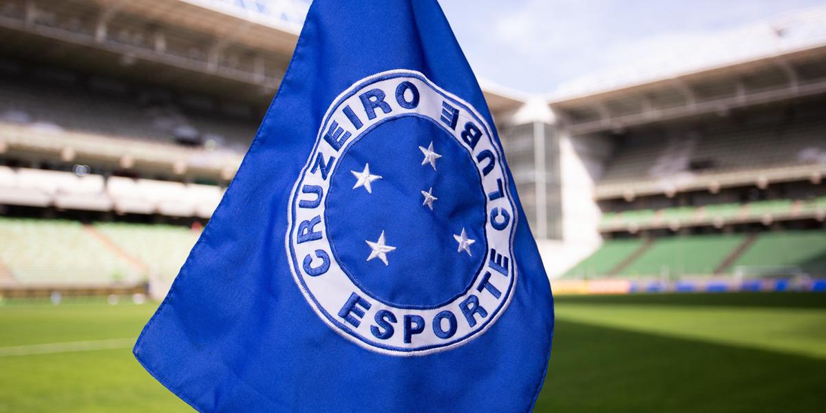 Equipe de colaboradores é formada por torcedores do Cruzeiro (Staff Images Cruzeiro)