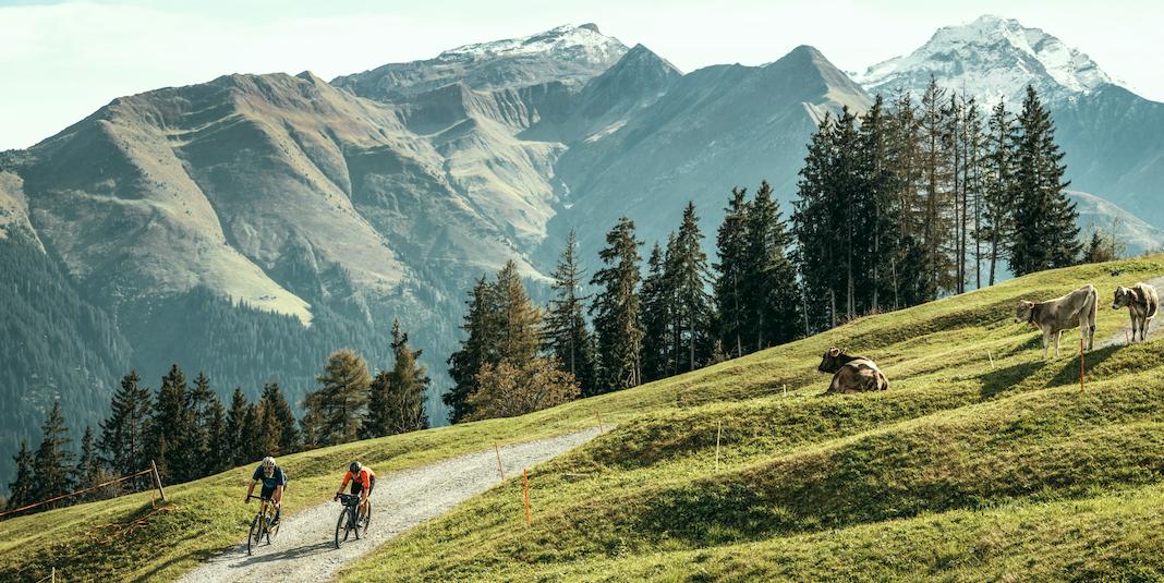 Considerado um dos países mais seguros do mundo para mulheres viajarem sozinhas, a Suíça dispõe de um programa dedicado exclusivamente para as amantes de bicicleta (Divulgação)