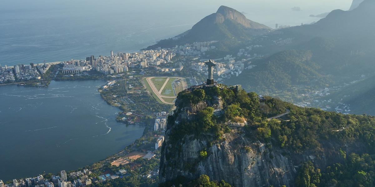 Rio pode bater recorde de turistas estrangeiros, com a expectativa de 991 mil passageiros internacionais desembarcando entre janeiro e março do ano que vem (Raphael Nogueira via Unsplash)